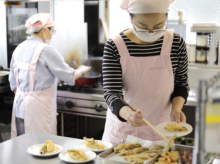 当院の食事は企業のケータリングではありません。
